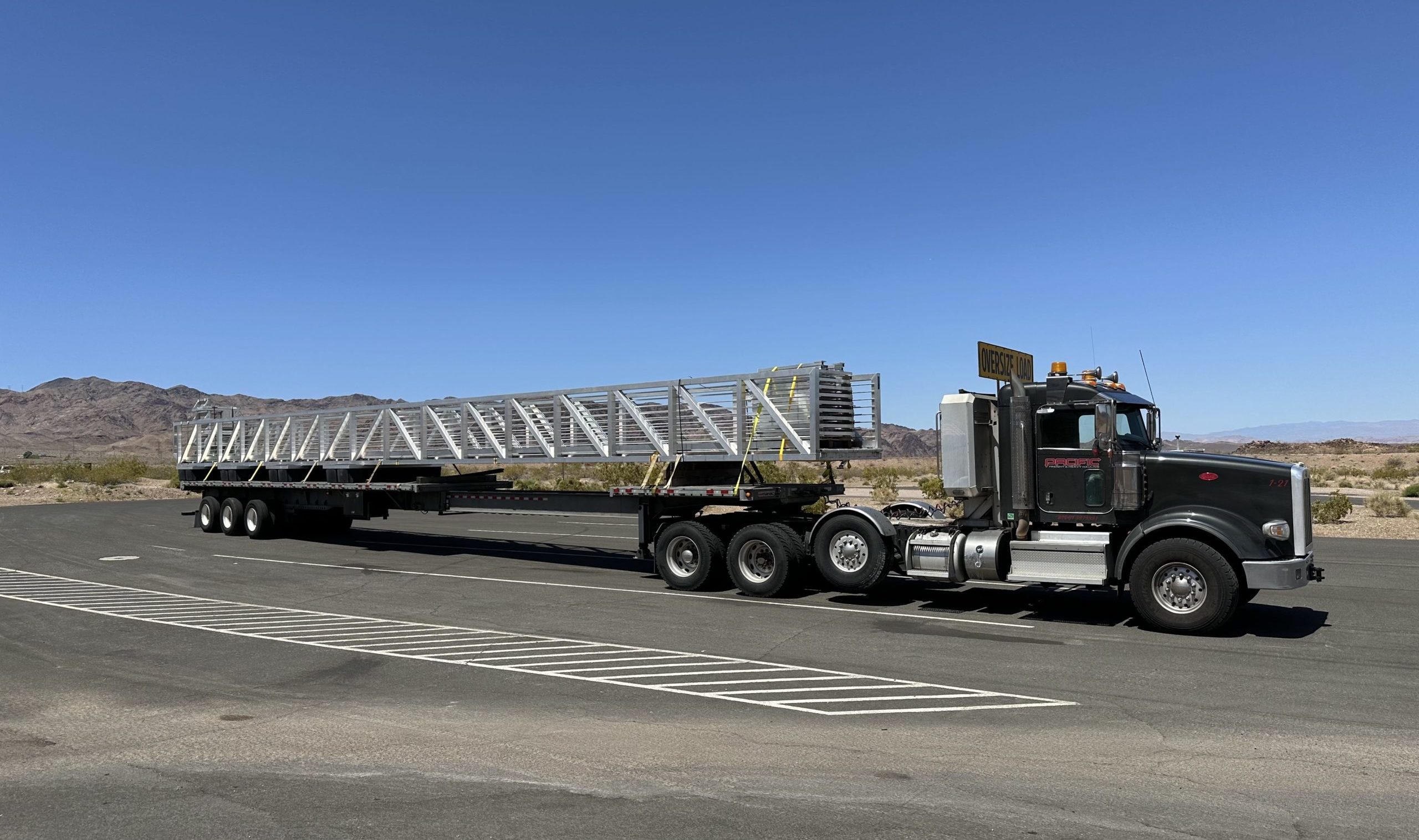 53-90 foot stretch load flatbed for Pacific Freight and Heavy Haul